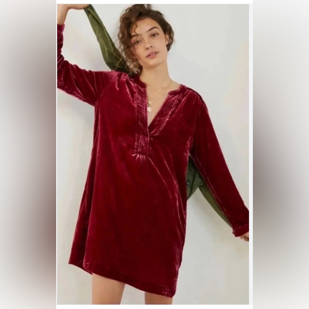 Anthropologie Melody Velvet Tunic Dress in Raspberry‎ Pink Burgundy Color Size:M